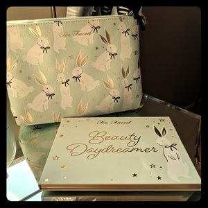 Too Faced Beauty Daydreamer Palette + Bag
